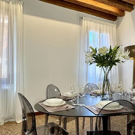 Apartment Salieri