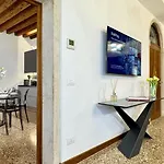 Salieri Apartman *