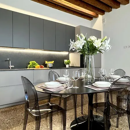 Salieri Apartment