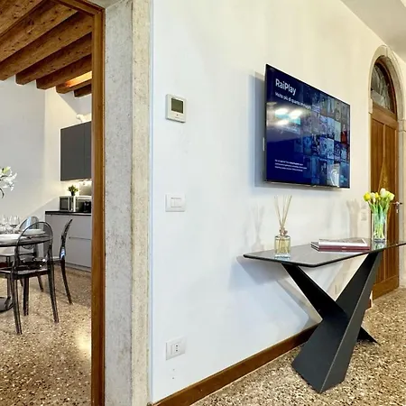 Salieri Apartment *